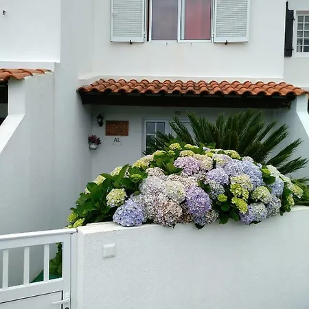 Green Acres Azores Semesterbostad